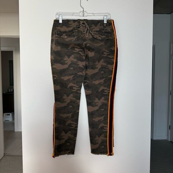 Pam & Gela Uniform Side Stripe Step Hem Pant in Camo Size 26 - Picture 2 of 4